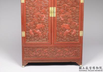 图片[2]-Cabinet with dragon-and-cloud decor Carved red lacquerware, 18th century, Qing dynasty-China Archive